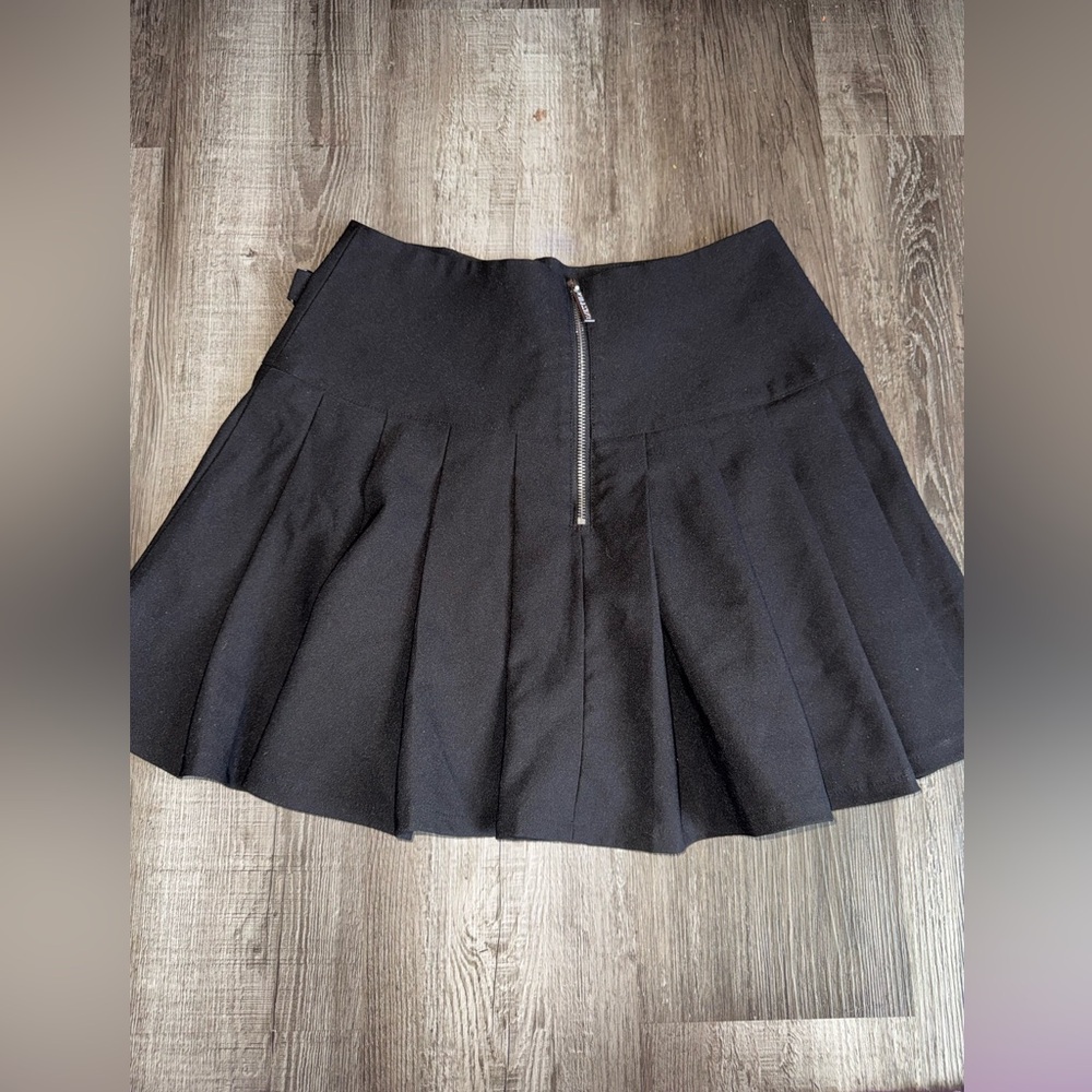 Killstar Scary Pleated Black Mini Skirt Size Medium - Picture 6 of 7